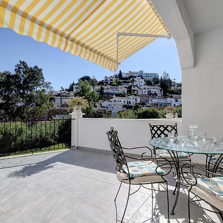 Quaint 2 Bedroom Townhouse With Pool Close To Sea! Benalmádena Zewnętrze zdjęcie