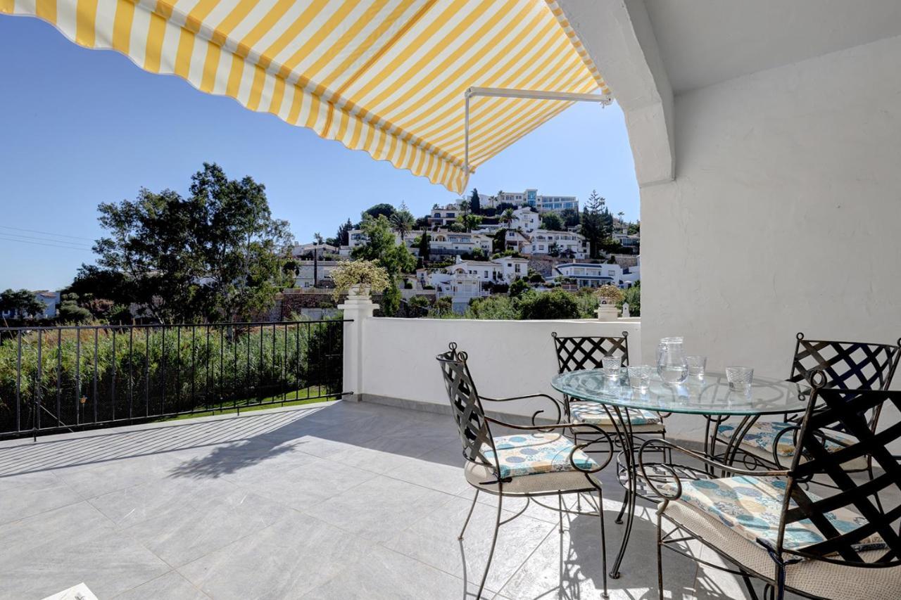Quaint 2 Bedroom Townhouse With Pool Close To Sea! Benalmádena Zewnętrze zdjęcie