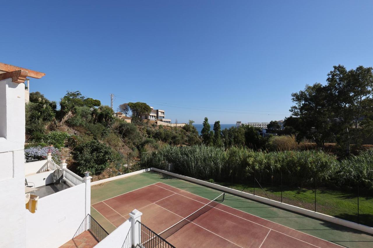 Quaint 2 Bedroom Townhouse With Pool Close To Sea! Benalmádena Zewnętrze zdjęcie